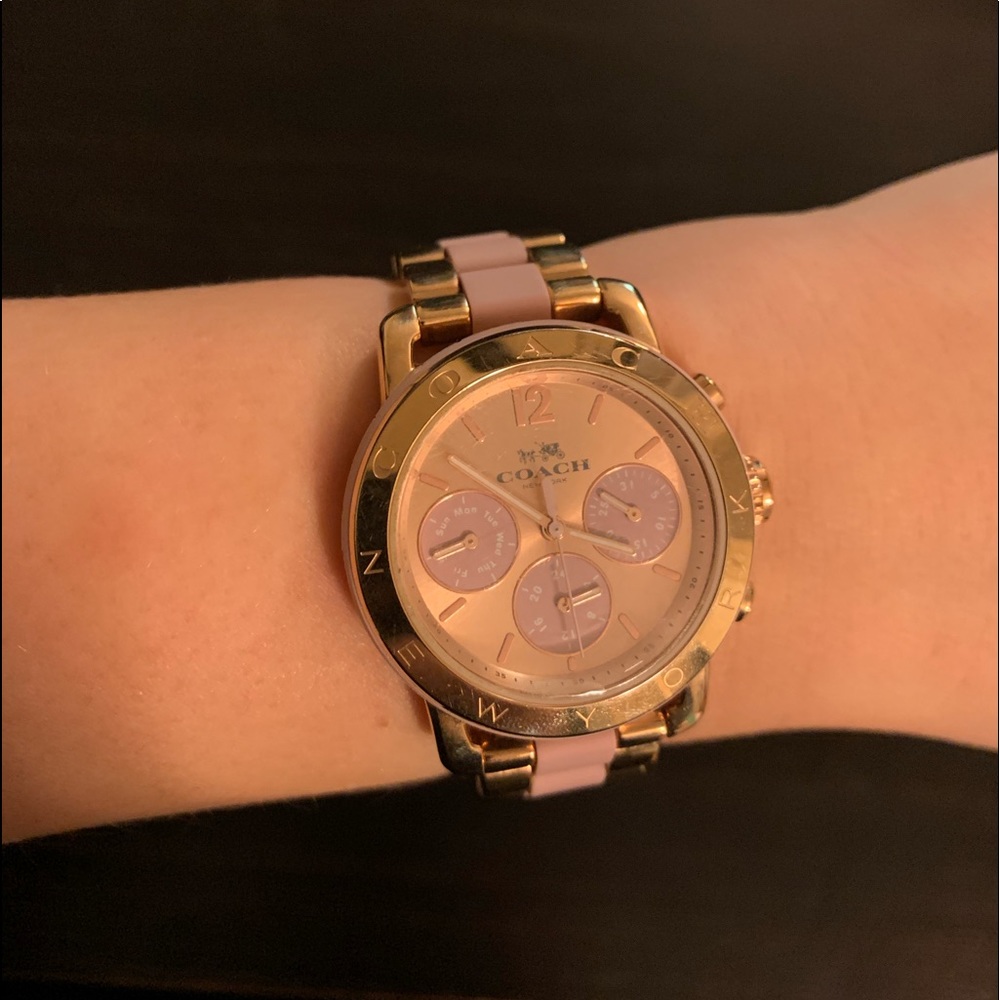 💕rose gold coach watch💕